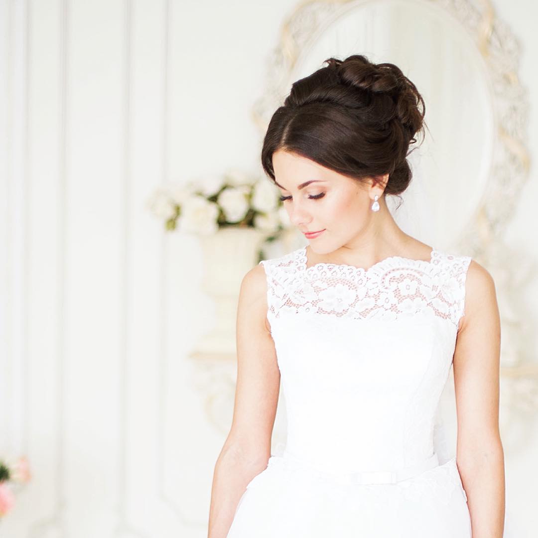 #weddingmakeup and #weddinghairstyle @vika_komarik #makeup and #hair #byme #wedding #weddinghair #weddinghairstyle #weddingmakeup #stylist #makeupartist @hair_tour @hair.postz @hair.video @hairstylesvideo @hair.artistry @hair.place @hair_journal @hudabeauty @nikkietutorials @wedding_profi #sandiego #bridal in Sand Diego, CA