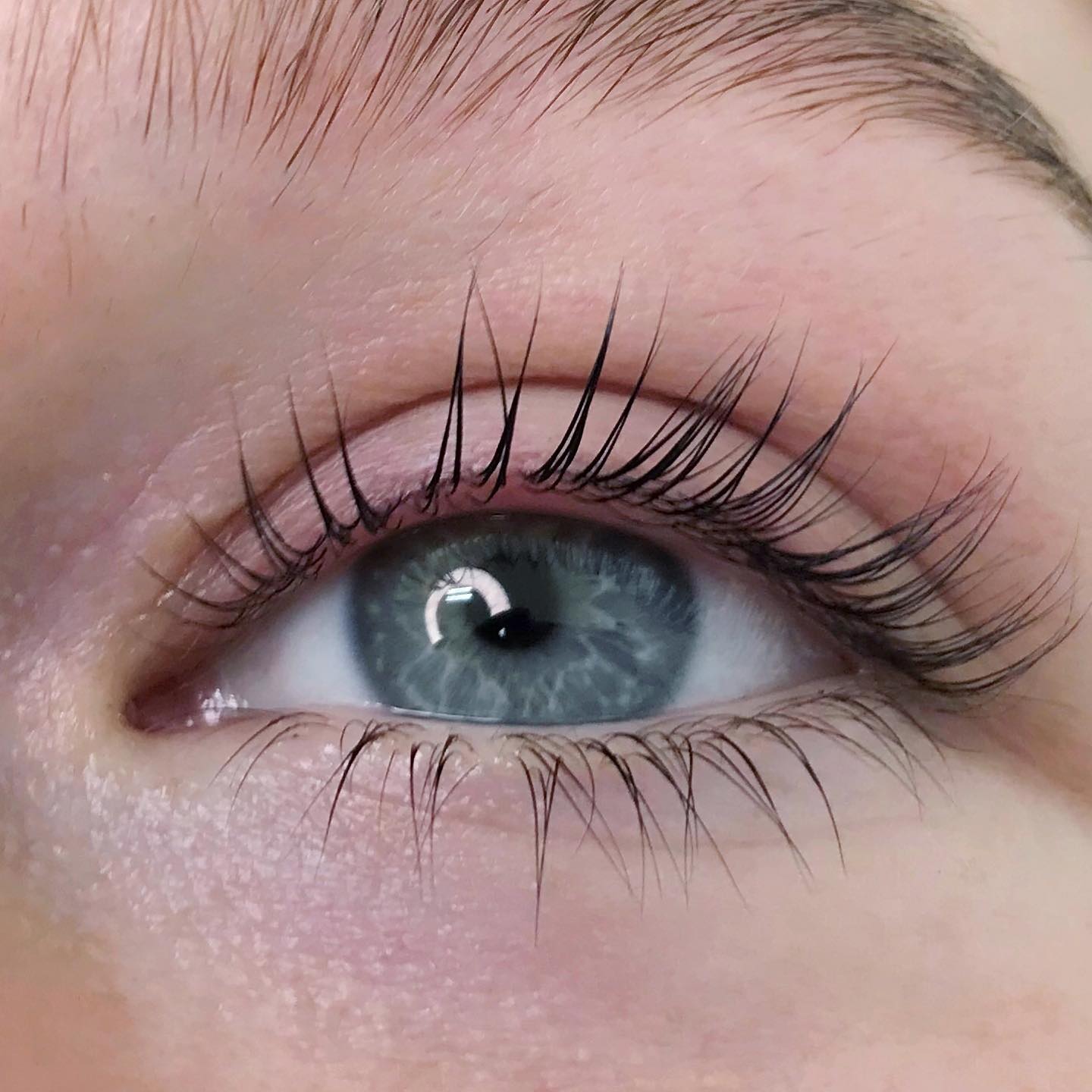 A friend of mine shared a story about how she decided to stop getting eyelash extensions and opted for lamination at a salon, but it didn’t work—her lashes didn’t curl. They promised to fix it, and the next day they redid the procedure, which turned out fine, but the curl only lasted for 2 weeks. ? 

She decided to go to another stylist, and this time the curl was so strong that the tips of her lashes were tickling her eyelids. It drove her crazy; she couldn’t sleep and was constantly distracted. But she didn’t give up ? and came to me on a friend’s recommendation. 

We unraveled her “sheep curls” ? and created a beautiful curl that lasted 1.5 months, and now she’s happy ?—her lashes have recovered, grown back, and she achieved her goal. 

Have you faced similar issues, and how did you solve them? Or do you still prefer extensions? The most interesting comment will win a ? prize! ? in Sand Diego, CA