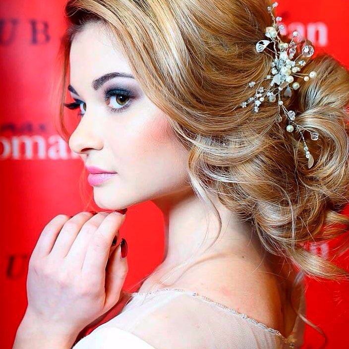 #makeup @vika_komarik #hairstyle @marynachumak in Sand Diego, CA