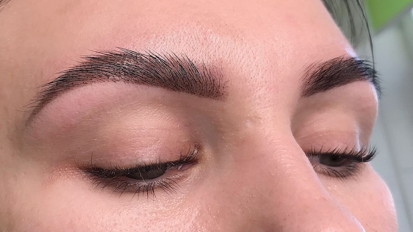 Eyebrow correction and henna coloring @browhenna, and eyelash lamination @inlei_italy ? #beforeandafter #browscomforttown #browskiev #eyelashlaminationkiev #lamikiev #inleikiev #browartistkiev #eyelashbotoxkiev #eyelashfillerkiev in Sand Diego, CA