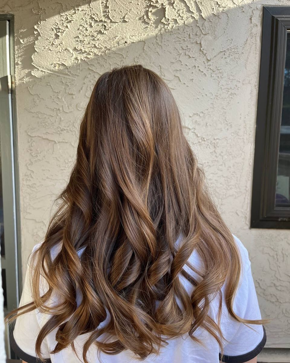 Testing new iron Bioionic 1,25” (32mm). Soft natural waves and adjustable temperature? @influenster #complimentary @bioionic #BioIonic #BioIonichair #YourCurlYourWay #hairstyle #hairstylesandiego #sandiegohairstylist in Sand Diego, CA