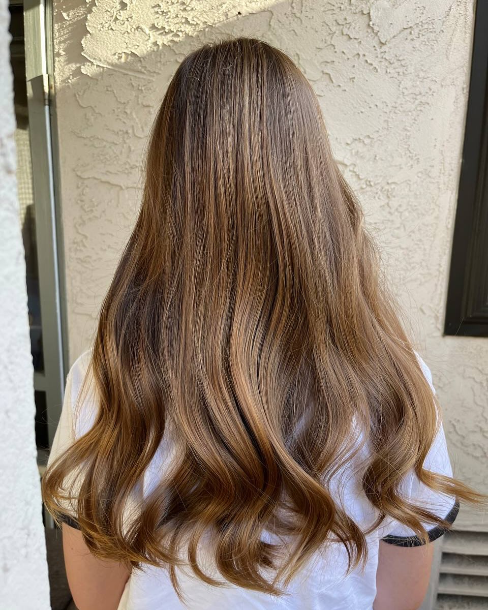 Testing new iron Bioionic 1,25” (32mm). Soft natural waves and adjustable temperature? @influenster #complimentary @bioionic #BioIonic #BioIonichair #YourCurlYourWay #hairstyle #hairstylesandiego #sandiegohairstylist in Sand Diego, CA